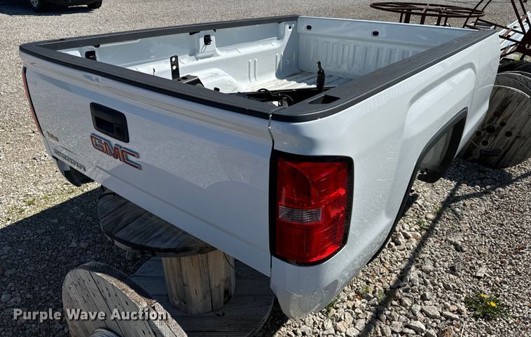 image for item ND9322 GMC Sierra truck bed