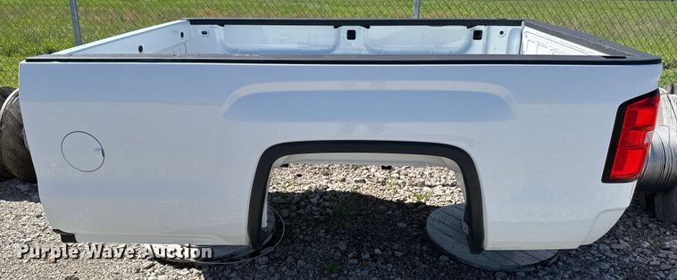 image for item ND9322 GMC Sierra truck bed