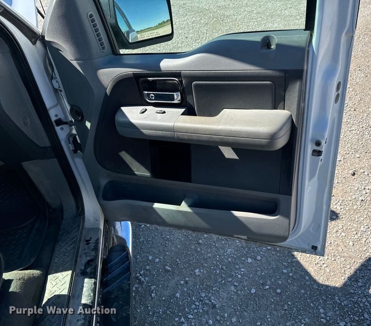 image for item ND9323 2008 Ford F150 XLT SuperCrew pickup truck