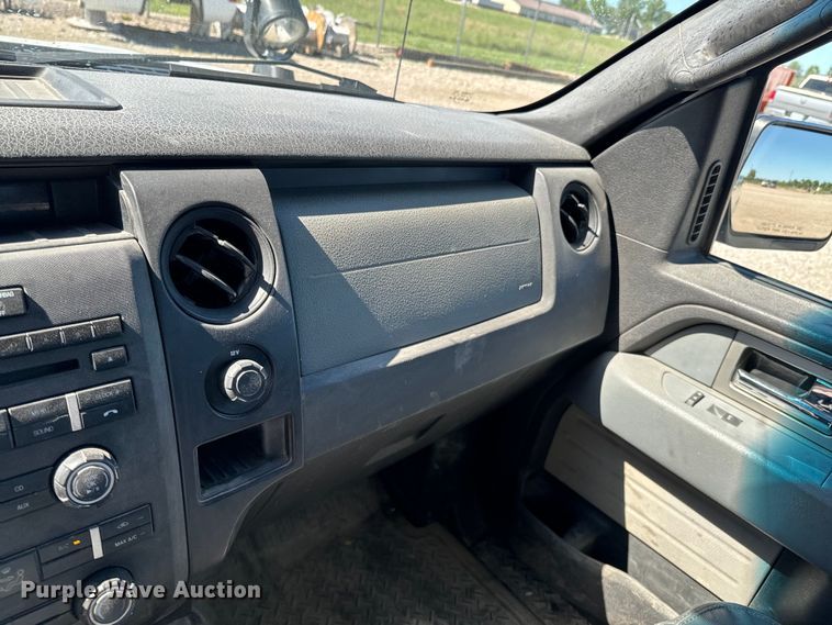 image for item ND9324 2011 Ford F150 XL SuperCab pickup truck