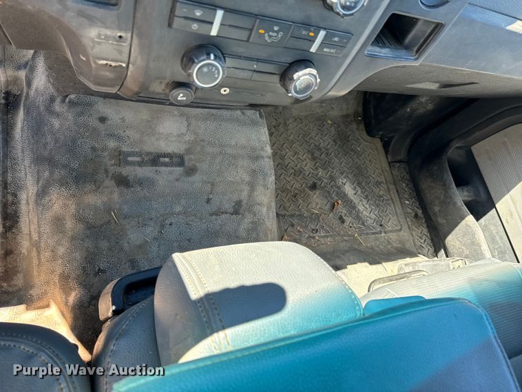 image for item ND9324 2011 Ford F150 XL SuperCab pickup truck