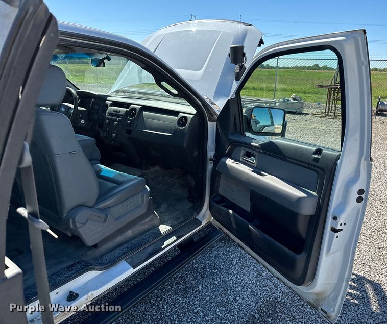 image for item ND9324 2011 Ford F150 XL SuperCab pickup truck