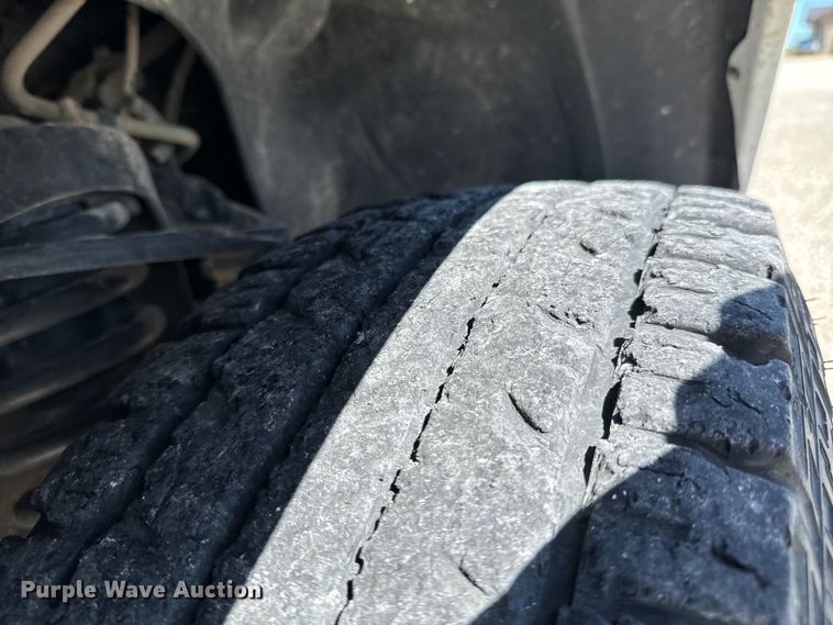 image for item ND9324 2011 Ford F150 XL SuperCab pickup truck