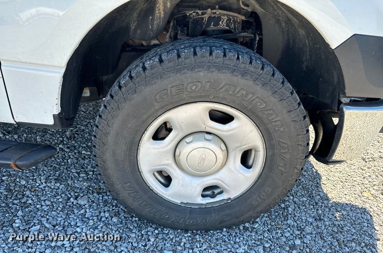 image for item ND9324 2011 Ford F150 XL SuperCab pickup truck