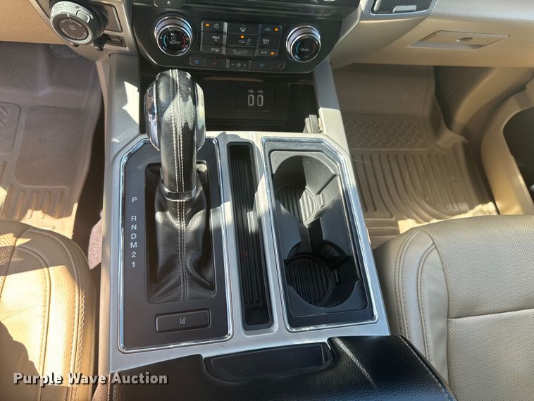 image for item ND9329 2016 Ford  F150 SuperCrew pickup truck