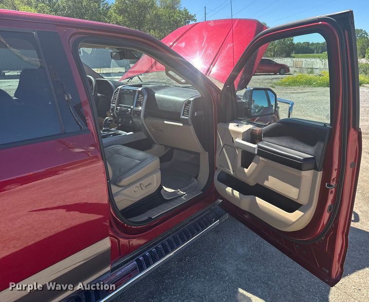 image for item ND9329 2016 Ford  F150 SuperCrew pickup truck