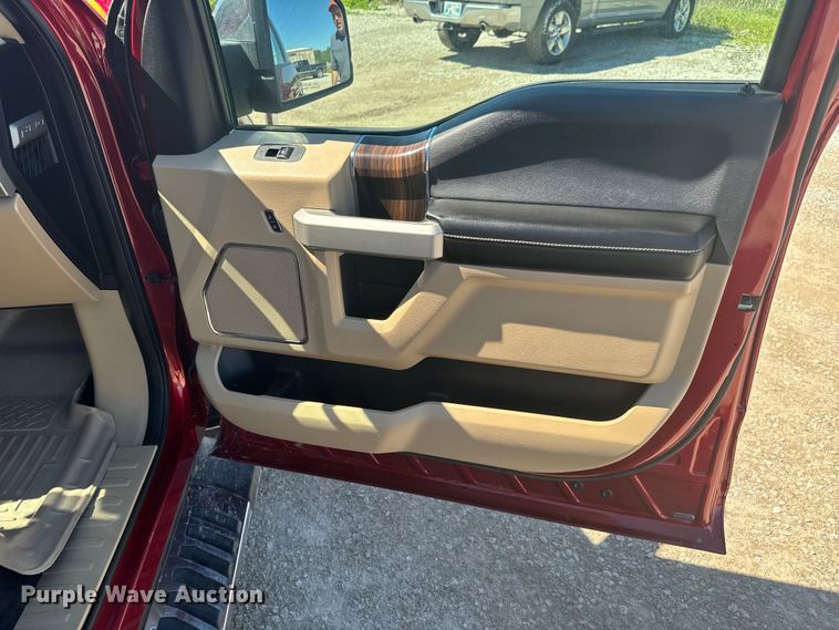 image for item ND9329 2016 Ford  F150 SuperCrew pickup truck