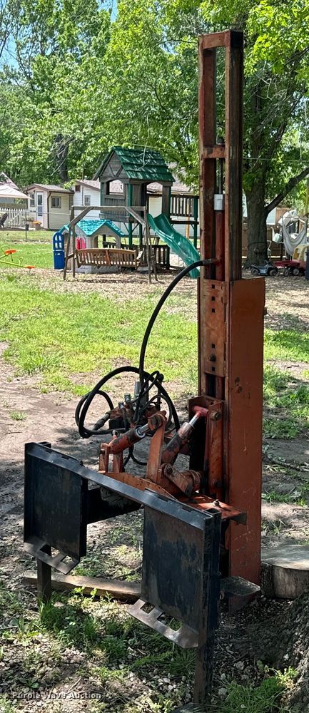 image for item ND9331 Shaver HD-8 skid steer post driver