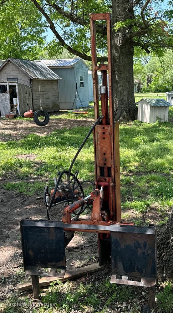 image for item ND9331 Shaver HD-8 skid steer post driver