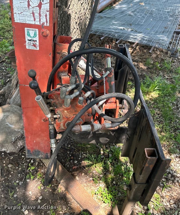 image for item ND9331 Shaver HD-8 skid steer post driver