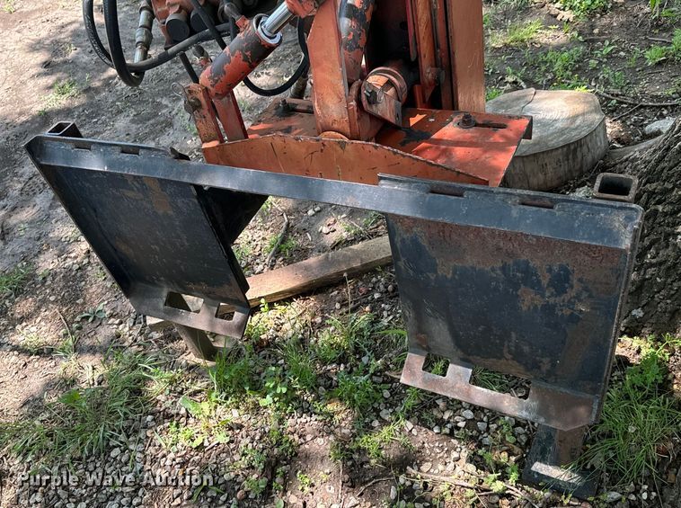 image for item ND9331 Shaver HD-8 skid steer post driver