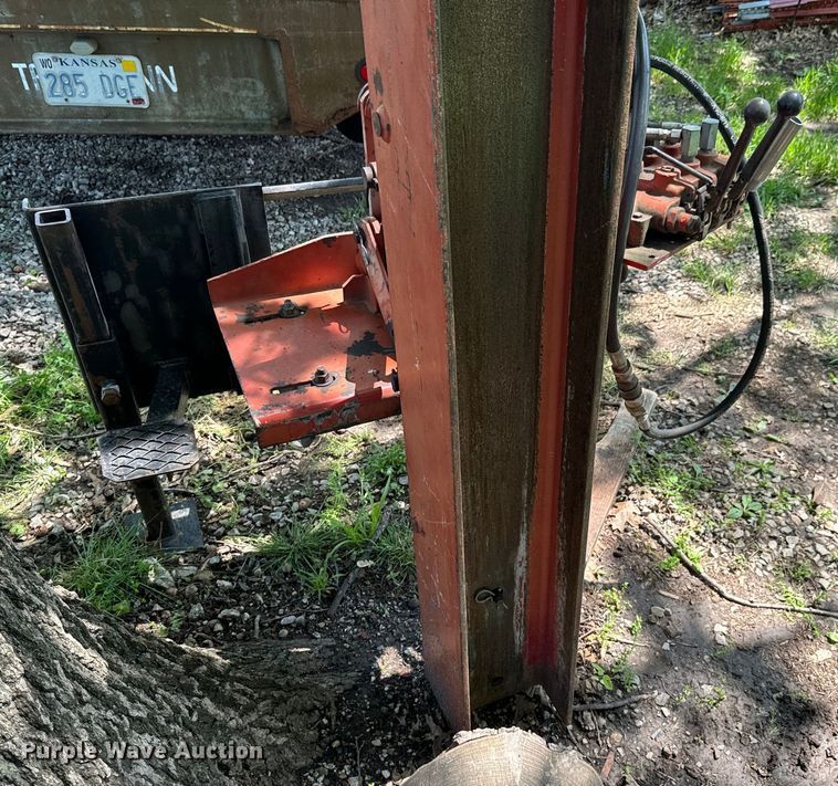 image for item ND9331 Shaver HD-8 skid steer post driver