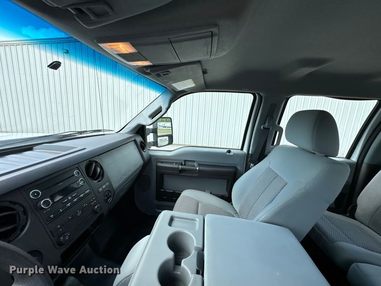 image for item ND9358 2013 Ford F250 Super Duty Crew Cab pickup truck