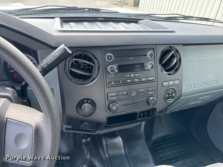 image for item ND9358 2013 Ford F250 Super Duty Crew Cab pickup truck