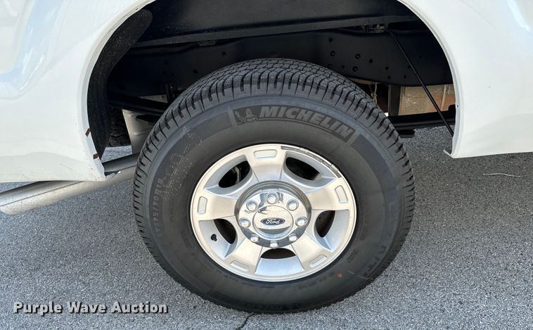 image for item ND9358 2013 Ford F250 Super Duty Crew Cab pickup truck