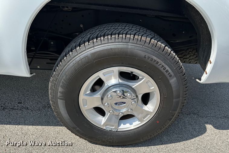 image for item ND9358 2013 Ford F250 Super Duty Crew Cab pickup truck