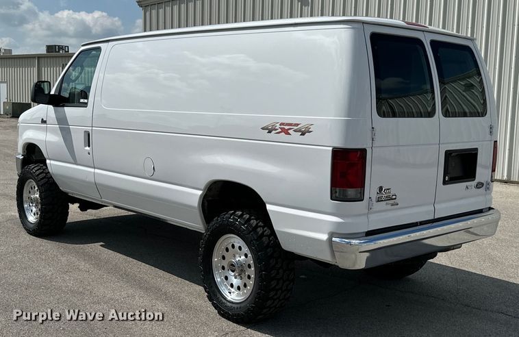 image for item ND9361 2012 Ford E150 van