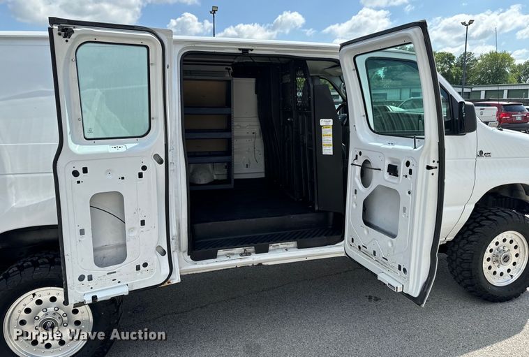 image for item ND9361 2012 Ford E150 van