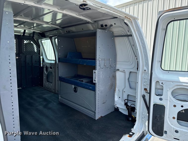 image for item ND9361 2012 Ford E150 van