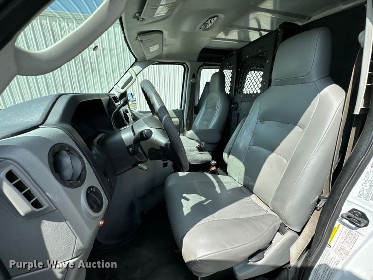 image for item ND9361 2012 Ford E150 van