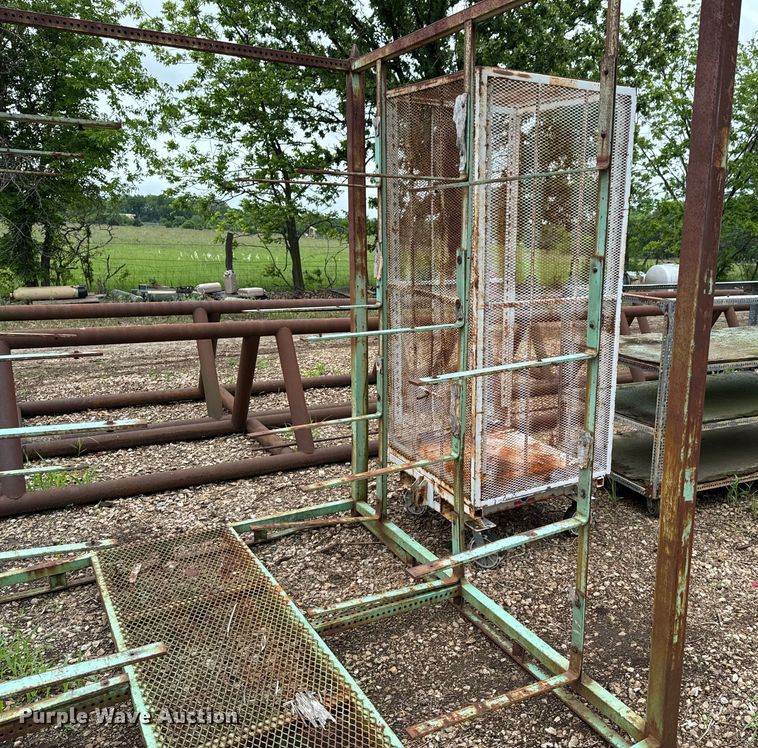 image for item ND9367 (8) racks