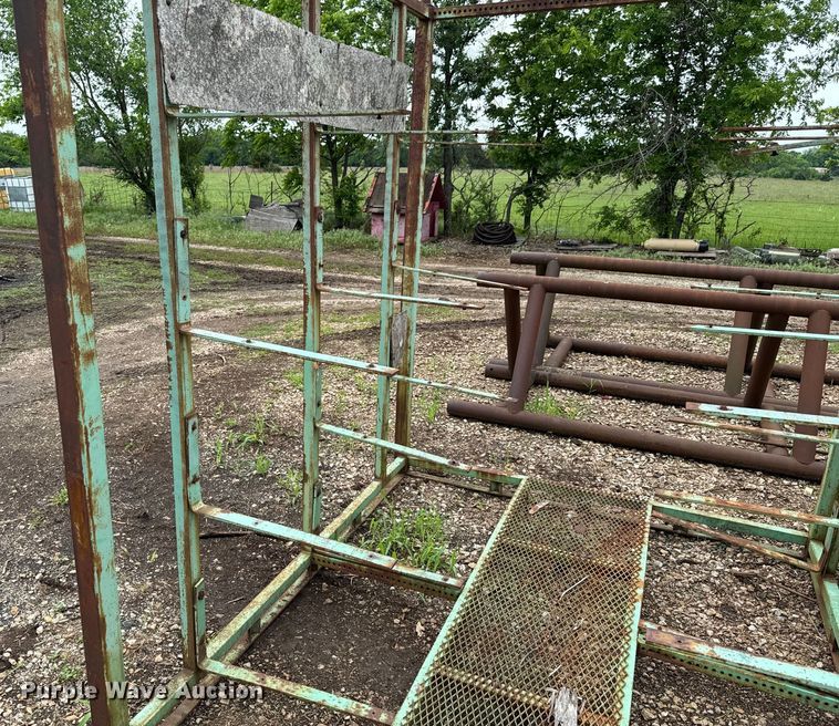 image for item ND9367 (8) racks