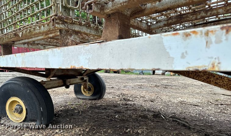 image for item ND9368 (2) utility carts