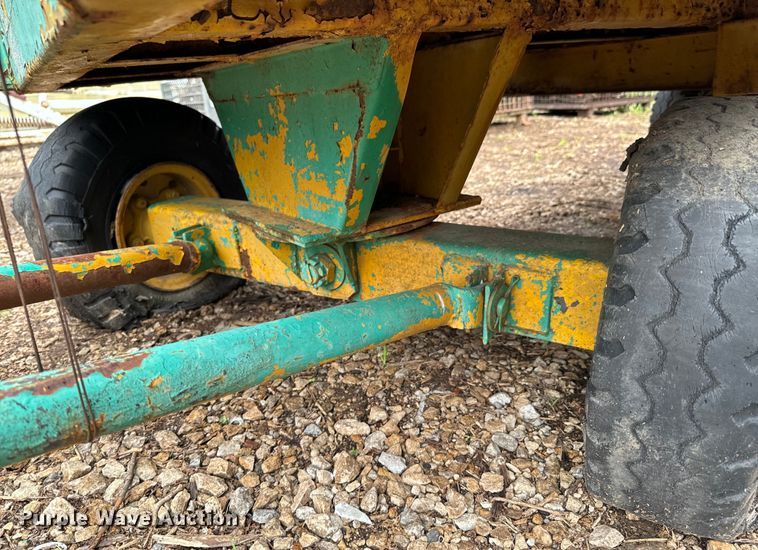 image for item ND9368 (2) utility carts