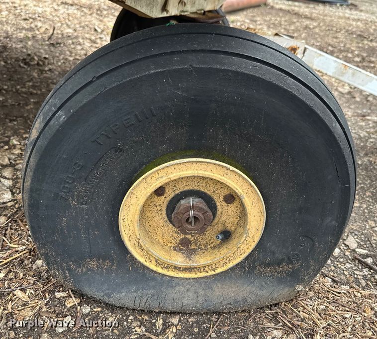 image for item ND9368 (2) utility carts