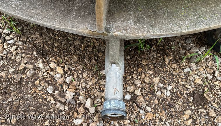 image for item ND9369 Tanks