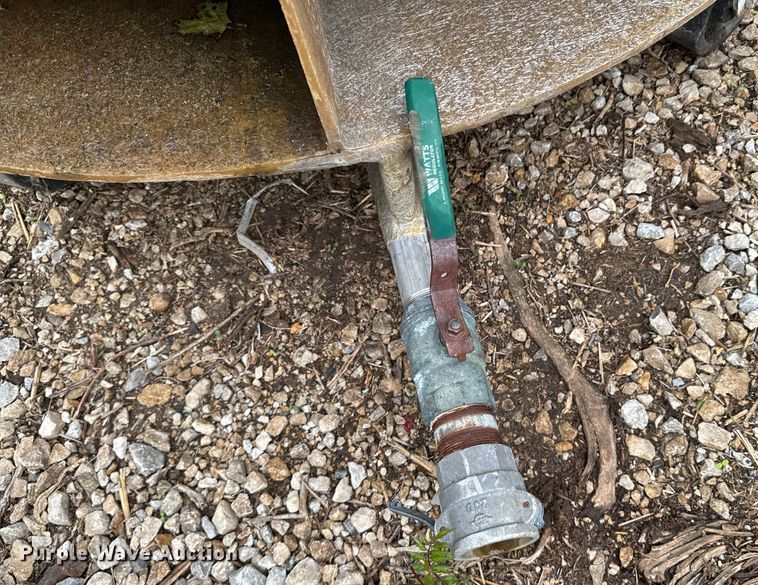 image for item ND9369 Tanks