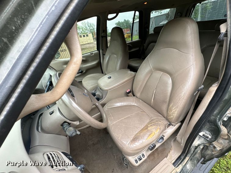 image for item ND9386 2001 Ford Expedition XLT SUV