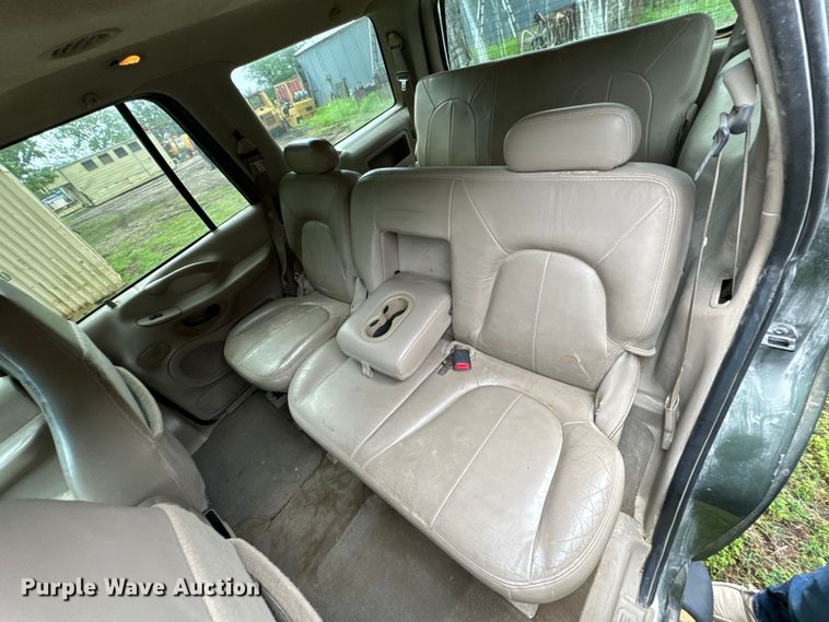 image for item ND9386 2001 Ford Expedition XLT SUV