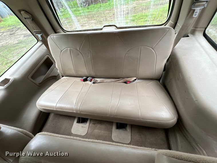 image for item ND9386 2001 Ford Expedition XLT SUV