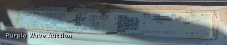 image for item NG9753 1999 Freightliner FL60 truck cab and chassis