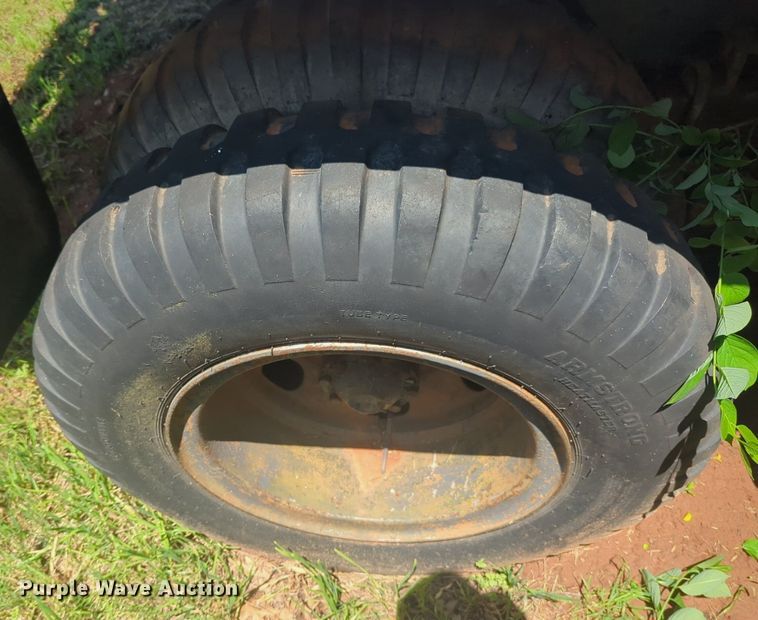 image for item NG9755 1971 AM General M35 flatbed truck