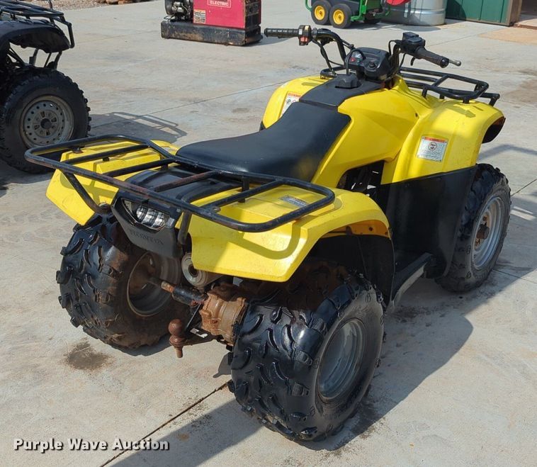 image for item NG9763 2004 Honda Recon ATV