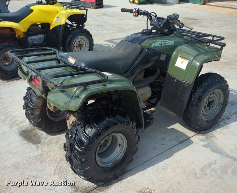 image for item NG9764 2004 Honda Recon ATV