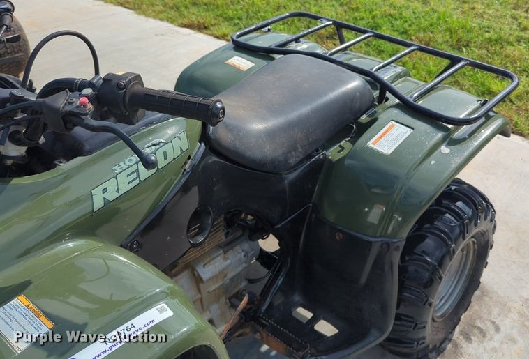 image for item NG9764 2004 Honda Recon ATV