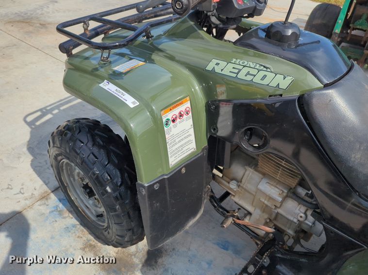 image for item NG9764 2004 Honda Recon ATV