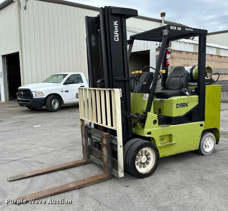 image for item NL9762 Clark GCX50 forklift