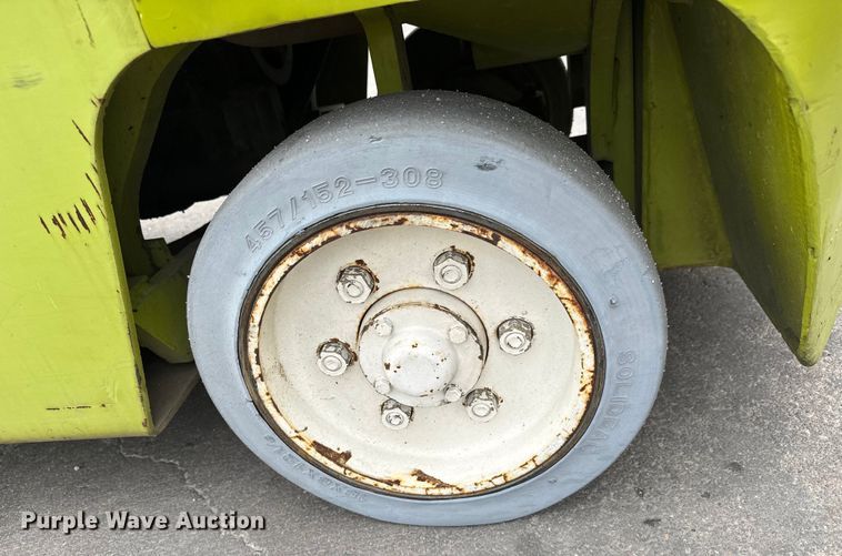 image for item NL9762 Clark GCX50 forklift