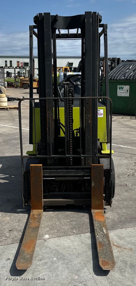 image for item NL9767 Clark CGC25 forklift
