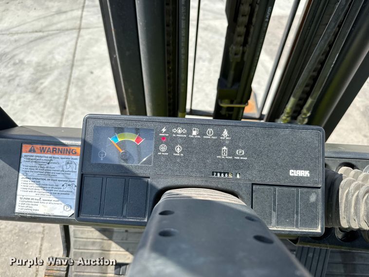 image for item NL9767 Clark CGC25 forklift