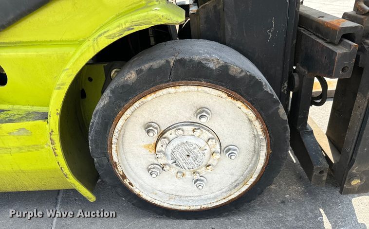 image for item NL9767 Clark CGC25 forklift