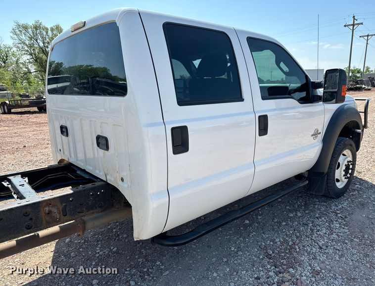 image for item NL9800 2013 Ford F550 Super Duty XL Crew Cab truck cab and chassis