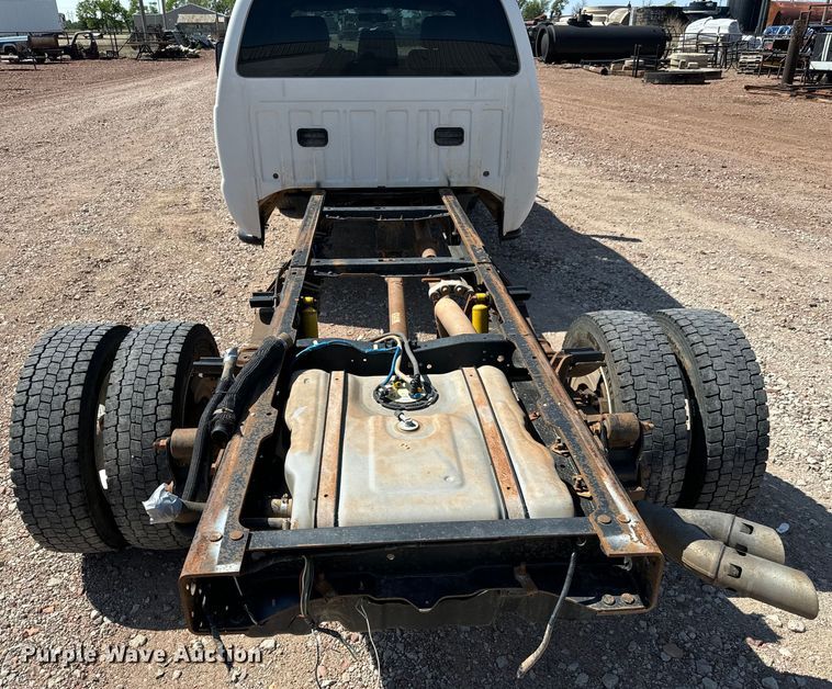 image for item NL9800 2013 Ford F550 Super Duty XL Crew Cab truck cab and chassis