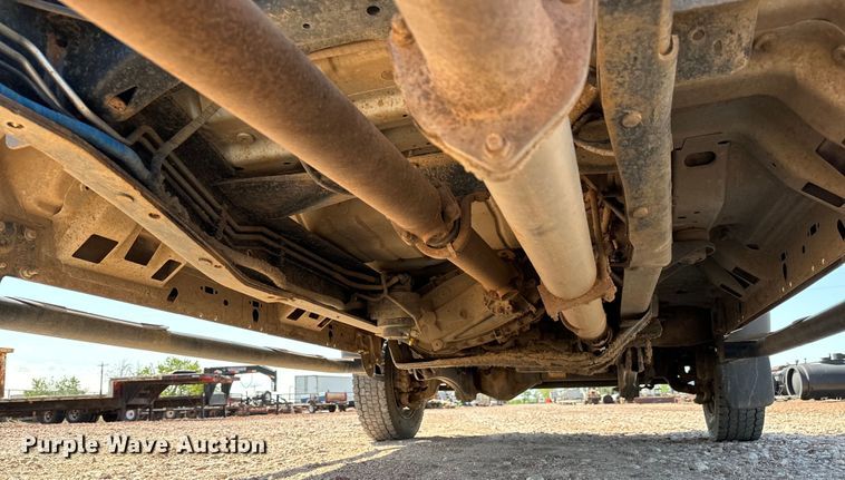 image for item NL9800 2013 Ford F550 Super Duty XL Crew Cab truck cab and chassis