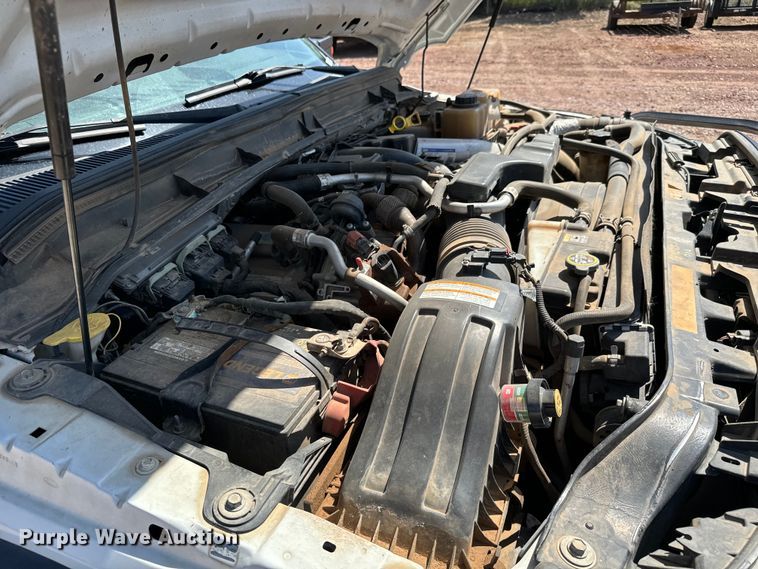 image for item NL9800 2013 Ford F550 Super Duty XL Crew Cab truck cab and chassis