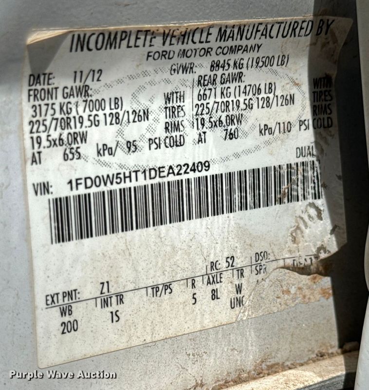 image for item NL9800 2013 Ford F550 Super Duty XL Crew Cab truck cab and chassis